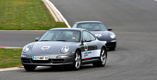 SOVAC :Stage de conduite chez « Porsche Sport Driving School »