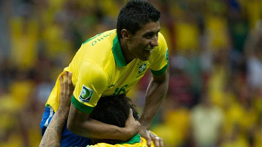 Coupe des Confédérations 2013 : Le Brésil bat l’Uruguay (2-1) et se qualifie pour la finale