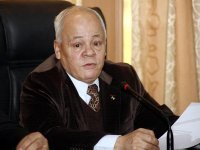 Election d&rsquo;un nouveau SG du FLN,Belayat prône la « patience »