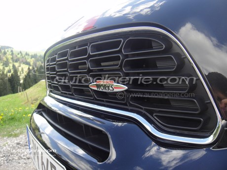 Essai – MINI :	Les nouveaux membres de la famille à l’honneur