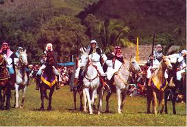 Il a été remis hier à Sahli, un livre contenant la liste de 2106 algériens déportés par la france vers la nouvelle-calédonie