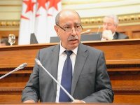 Le Premier ministre inspecte le chantier de l’école paramédicale d’El Bayadh