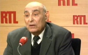 Missoum Sbih limogé de son poste d’ambassadeur à Paris et remplacé par Amar Bendjemaâ