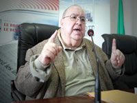 Mohamed-Chafik Mesbah au forum de “Liberté” “Le DRS avait prévenu Bouteflika”