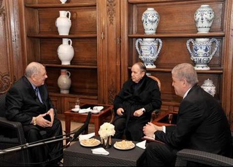 Pour la première fois depuis son hospitalisation en France,Des images de Bouteflika sont diffusées