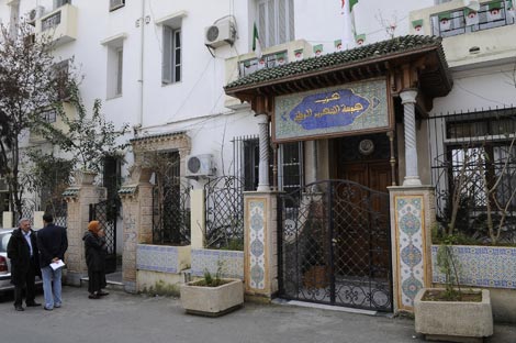 Préparation de la session du comité central,Le FLN repart à zéro