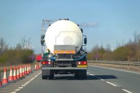 SIDI BEL ABBÈS, Les camions à double citernes envahissent les stations-service