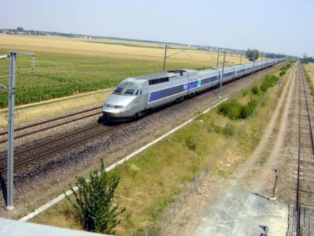 Accident de train en France: 7 tués et des dizaines de blessés