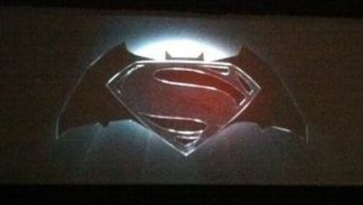 Batman et Superman réunis dans un film : qui sera le plus fort ?