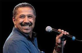 Cheb Khaled remporte le prix “Rabab d’or” au festival international Al Ansra (Maroc)