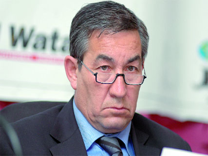 Contribution de maître khaled Bourayou Loi sur la profession d’avocat : un petit texte