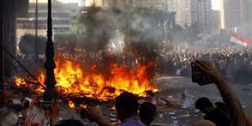 Débats sanglants dans la rue arabe