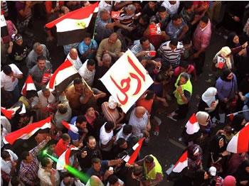 Des dizaines de milliers d&rsquo;Egyptiens réclament le départ du président,Une journée noire pour Morsi