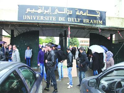 Des travailleurs promettaient des visas aux étudiants, escroquerie à la faculté des sciences de l&rsquo;économie et de gestion de Dely Ibrahim