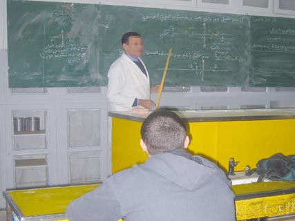 éducation : Concours sur titre pour le recrutement de plus de 12 000 enseignants ,Baba Ahmed ouvre son secteur à diverses spécialités