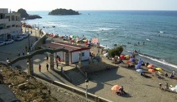 Embouteillages et pénurie d’eau : y a-t-il des autorités à Tigzirt ?