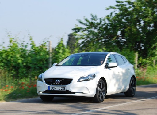ESSAI VOLVO V40 1.6 D2 115 CH
