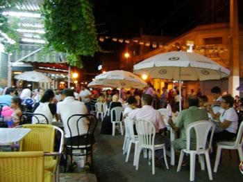 Faute de lieux de détente durant les soirées du Ramadhan, Le Front de mer, seul refuge pour familles en quête d’évasion