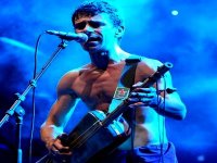 « Gnawa Diffusion » à Alger : Amazigh Kateb en show man devant un public d’exception