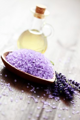 Idées et recettes de bains aux huiles essentielles