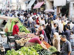 Marché des fruits et légumes une semaine aprés le début du Ramadhan, prix abordables et disponibilité des produits