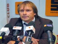 MC Alger : « Beaucoup d’enseignements positifs tirés du match face au RC Kouba » (Geiger)