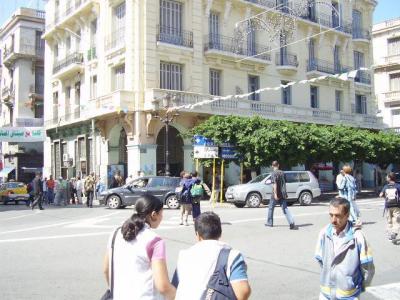 Nous serons plus de 38 millions d&rsquo;algériens en 2014 Près d&rsquo;un million de naissances en 2012