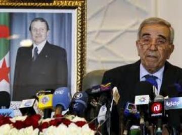 Ould Kablia se mêle de l’écriture des prénoms amazighs