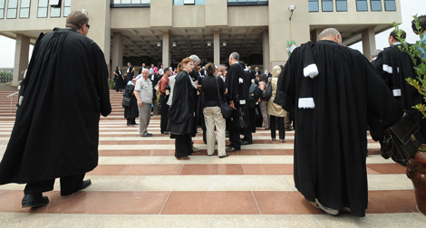 Qualifiant la profession de «fourre-tout» Le bâtonnier appelle à relever le niveau pour être avocat