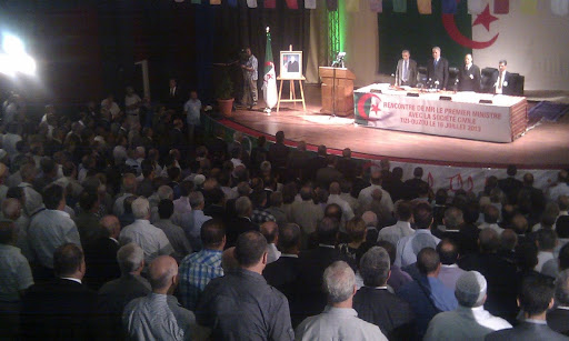 Sellal : “Personne ne peut douter de l’unité de la kabylie avec l’Algérie”