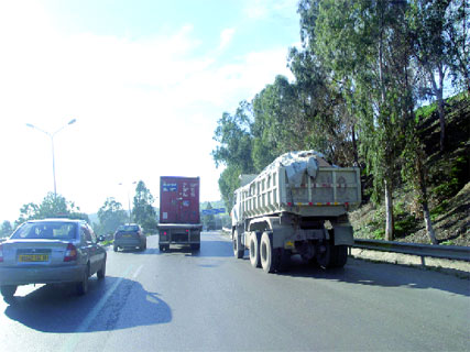 Travaux,bouchons,barrages et insécurité,Alger-Tizi Ouzou : 100 km d’enfer non-stop