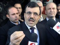 Tunisie, Le gouvernement résiste à l’opposition
