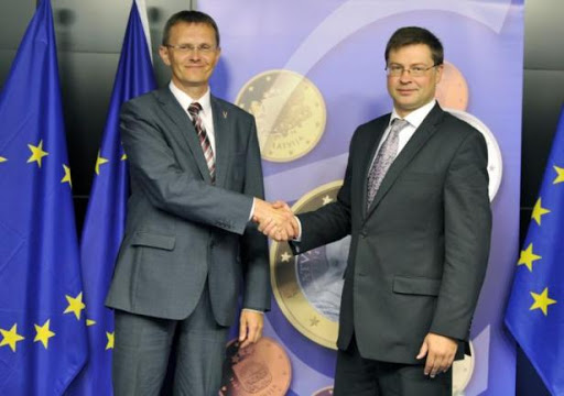 UE: ultime feu vert à l&rsquo;entrée de la Lettonie dans la zone euro