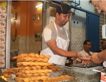 Zlabia à Boufarik,cherbet à Blida ,viande à Djelfa…La géographie par la gastronomie