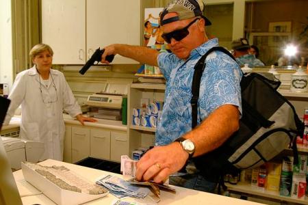 100 pharmacies attaquées depuis janvier