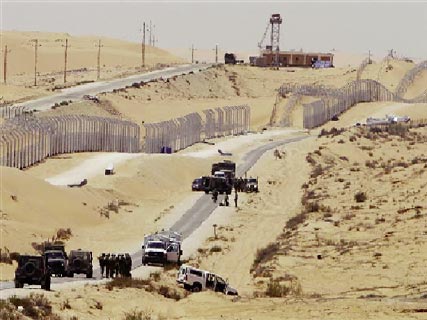 27 policiers tués au Sinaï, dont 25 dans une seule attaque ,L’Egypte aux portes de l’enfer