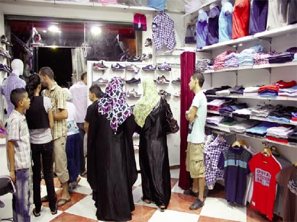 Achat de vêtements à l&rsquo;occasion de l&rsquo;aid,Une tradition qui fait saigner les parents