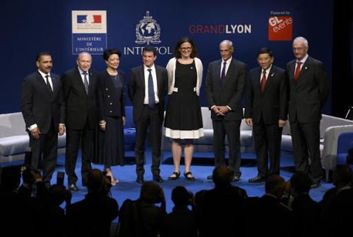 Al-Qaïda: Etats-Unis, Canada et Europe redoublent de vigilance