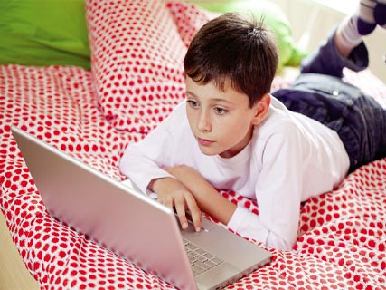 Algérie télécom propose un logiciel pour la protection des mineurs ,Le “contrôle parental” gratuit pour un an