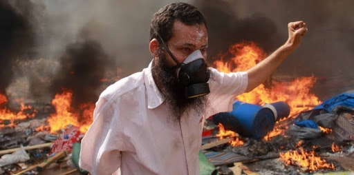 EGYPTE. La police assiège une mosquée où se trouvent des pro-Morsi