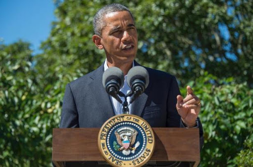 Egypte: Obama condamne la violence, suspend des manoeuvres