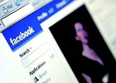 Facebook : plus on utilise le réseau social, plus on est malheureux ?