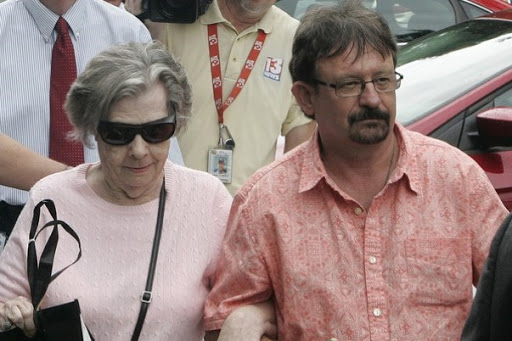 Floride: à 84 ans, elle gagne 590 millions de dollars au loto