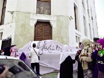 Grève des postiers ,Cacophonie syndicale !