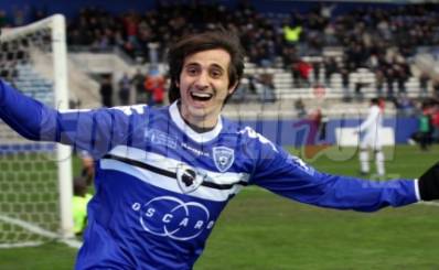 Harek arriverait en tant que latéral gauche