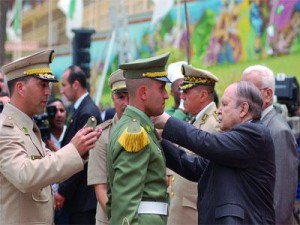 L’Algérie, entre la convoitise des uns et le patriotisme des autres