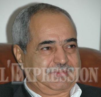 Le candidat à la présidentielle Ahmed Benbitour « l&rsquo;officialisation de Tamazight doit passer par un référendum »