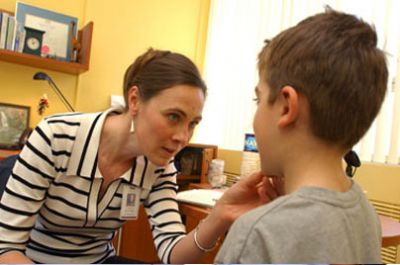 Retard ou défaut de langage, qui consulter ?