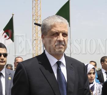 Sécurité,nationalisme,rentrée sociale et jeunesse..Les messages de Sellal aux Algériens