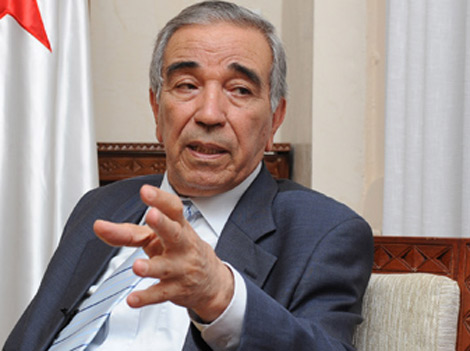 Spectaculaire revirement du ministre de l’intérieur ,Ould Kablia complique la crise du FLN